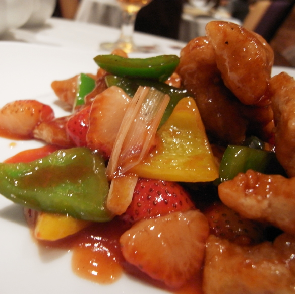 草苺咕嚕肉 - 利苑酒家 Lei Garden Restaurant リーガーデンレストラン